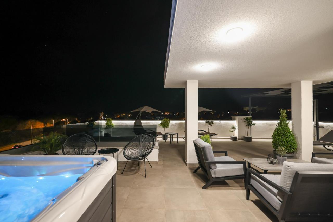 Leonardo Luxury Residence 2 Penthouse With Jacuzzi Zadar Exterior foto